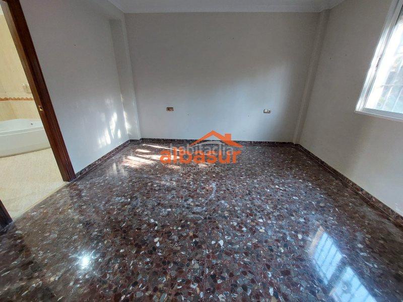 Foto 41670414-26a6-47dd-928b-8ba440b6750a. Chalet mit kamin heizung parking pool in Paraíso Arenal - La Colina Córdoba