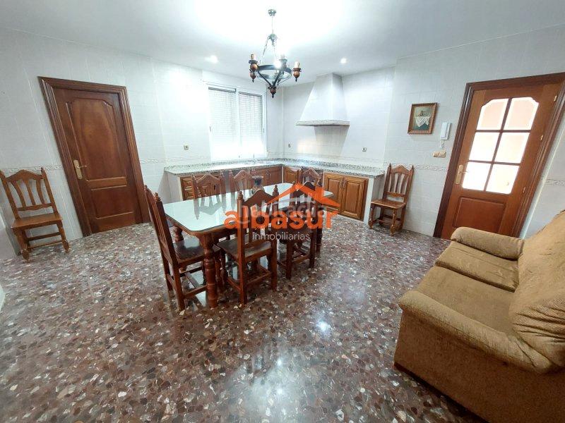 Foto ad6ab50d-405d-4fd7-b732-2aa0f5ea9ca0. Chalet mit kamin heizung parking pool in Paraíso Arenal - La Colina Córdoba