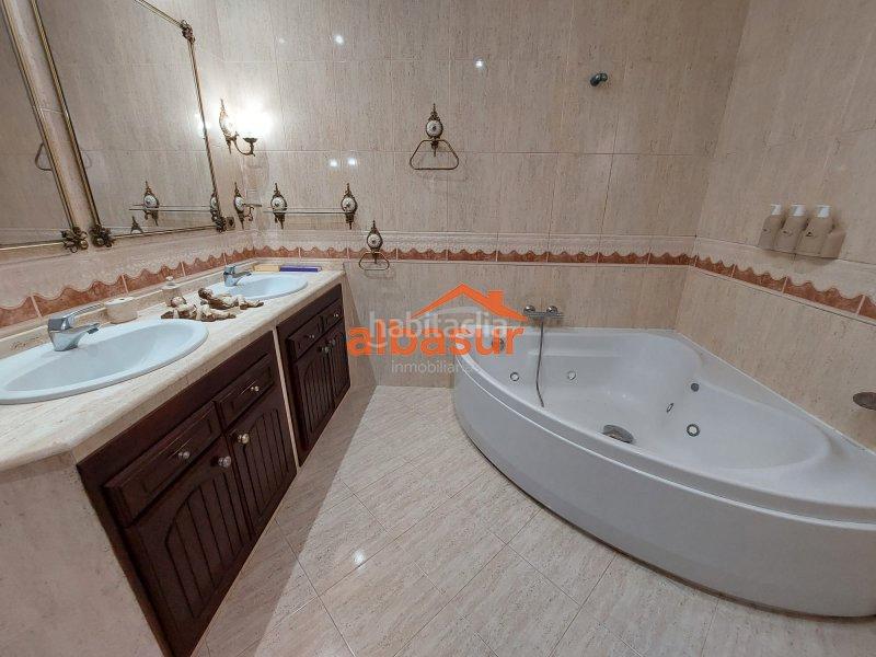 Foto cbc373e1-3cc2-4ed6-a783-b6fa89a0d42a. Chalet mit kamin heizung parking pool in Paraíso Arenal - La Colina Córdoba