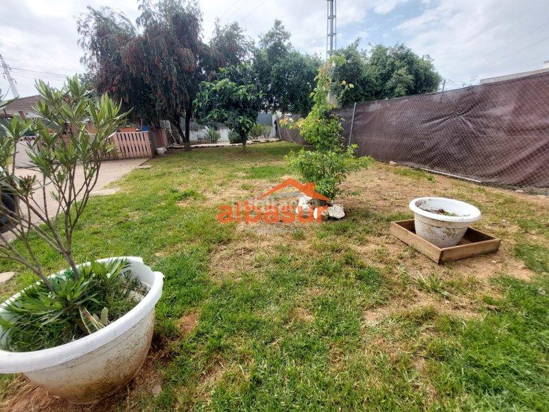 Foto 210a1875-b2f9-41ea-b39c-54568965a1ee. Casa las quemadas! 2 casas independientes listas para vivir con piscina en Córdoba