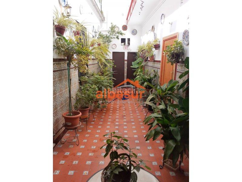 Foto 2d9c4ca4-cbb7-4e15-bf25-aff9264b5217. Casa gran casa independiente en san pedro en casco histórico - ribera - san basilio Córdoba
