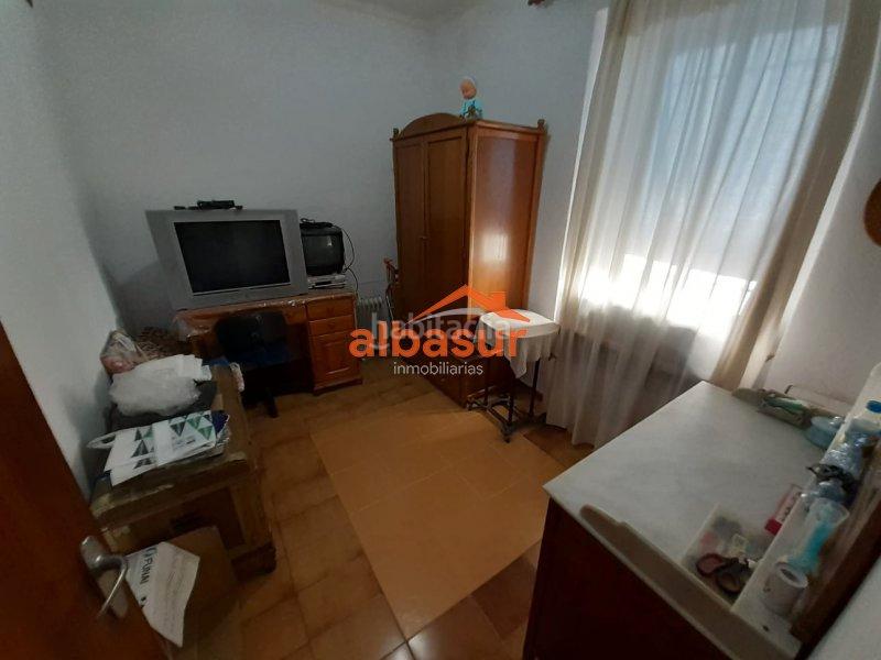 Foto 6a02031b-388b-4e82-bee7-f46cc7f715f2. Casa gran casa independiente en san pedro en casco histórico - ribera - san basilio Córdoba