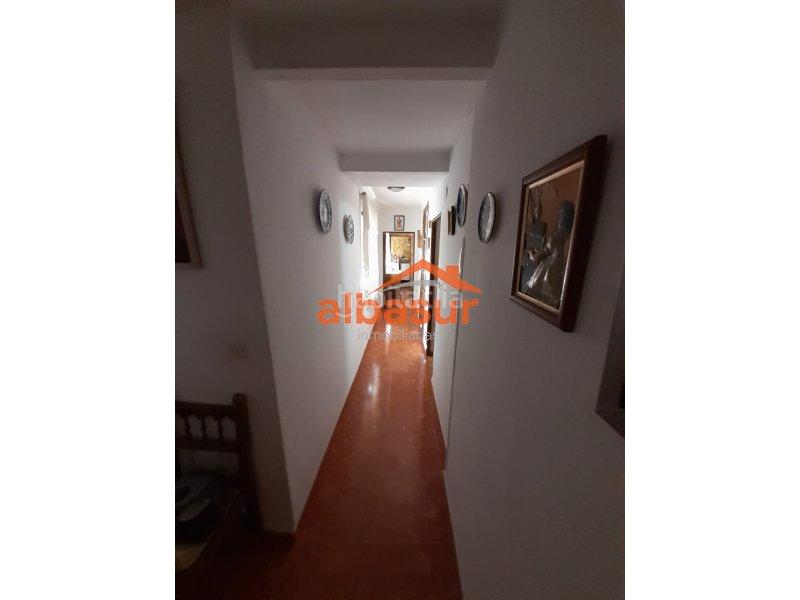 Foto 960cc5ff-13bf-4b99-b06c-b7659a5d0a40. Casa gran casa independiente en san pedro en casco histórico - ribera - san basilio Córdoba