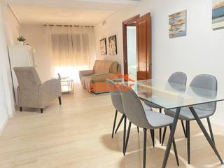 Lloguer Pis  Calle maestro priego lópez. ¡se alquilan habitaciones en precioso piso reformado en ciudad j