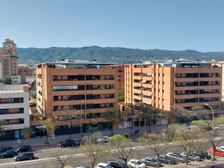 Etagenwohnung en Escriba lubna 8. Excelente bajada, piso cercano a zoco de 4 hab. ideal para inver