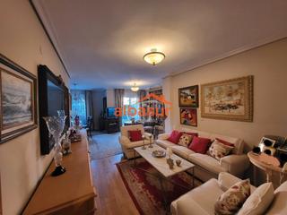 Appartement en Avenida guerrita 22. Piso reformado en avenida guerrita