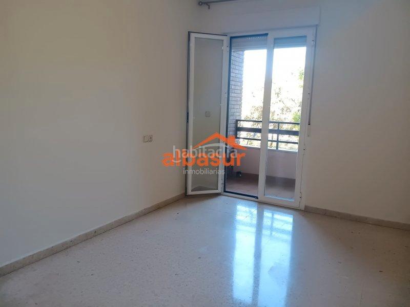 Foto 0c215984-97b7-4d63-8c6d-9d7e272d7303. Location appartement avec chauffage dans Ciudad Jardín - Zoco Córdoba