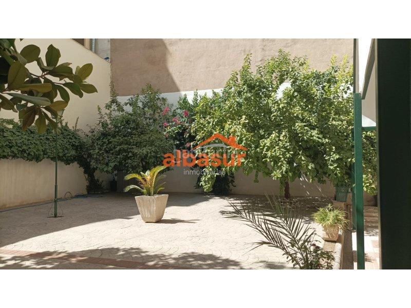 Foto 62cc331a-79e6-4340-b39d-ed2591a308f0. Location appartement avec chauffage dans Ciudad Jardín - Zoco Córdoba