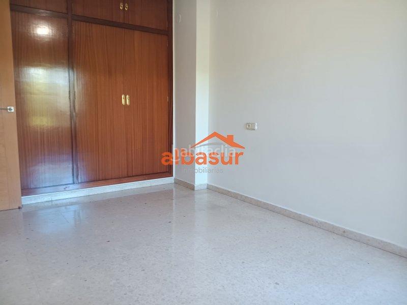 Foto 7203317b-f98d-4ffb-aac2-e72cc12a1e3e. Location appartement avec chauffage dans Ciudad Jardín - Zoco Córdoba