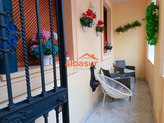 Pis a Centro. Precioso piso en residencial con encanto en santa marina