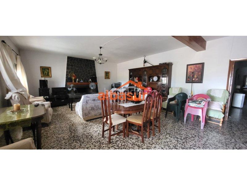 Foto 504e5a33-d2dd-4605-b757-6a4723afad1a. House in El Brillante -El Naranjo - El Tablero Córdoba