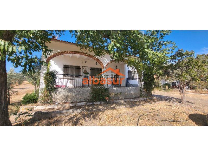 Foto ccffb5fc-ee83-4923-8d90-3617f843c563. House in El Brillante -El Naranjo - El Tablero Córdoba