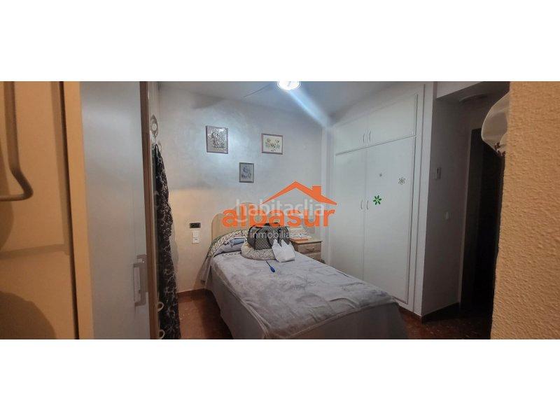 Foto 191c5cac-7a8c-4262-bbf8-30e4c63e3de0. Reihenhaus mit heizung parking pool in El Brillante -El Naranjo - El Tablero Córdoba