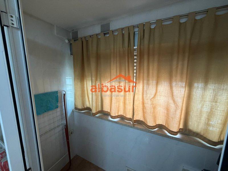 Foto f8ce36fe-8b6c-40c3-9896-6c1c39e02e5f. Appartamento in Sector Sur Córdoba