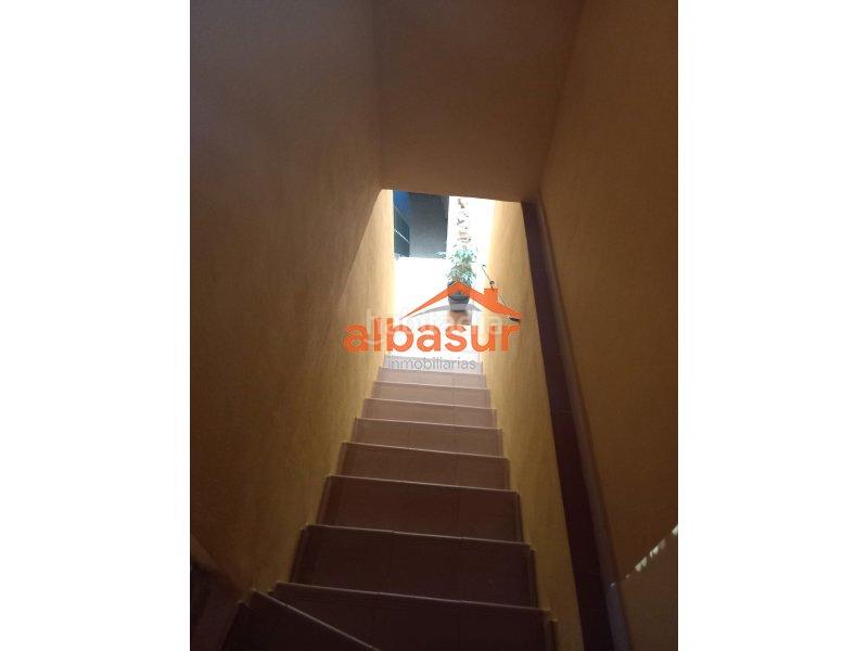 Foto 4937dbe3-ec10-4f76-9fc7-3346da6259a0. House in casco histórico - ribera - san basilio Córdoba