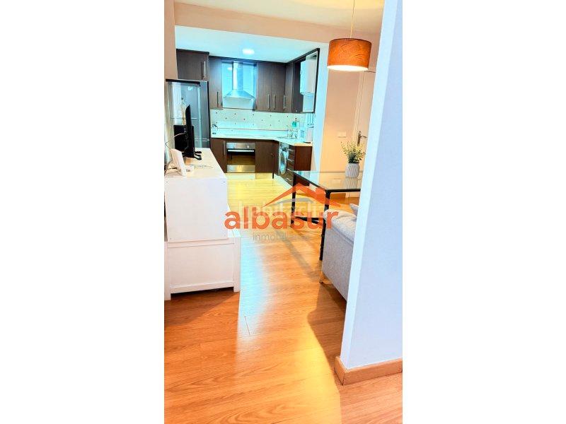 Foto 279ccbd3-033d-4cee-b109-c53c8729bcc6. Flat in Ciudad Jardín - Zoco Córdoba