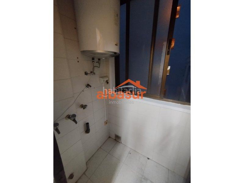 Foto 0bea2fdd-af4d-4a28-85df-b235bbea7917. Appartamento con riscaldamento in Ciudad Jardín - Zoco Córdoba