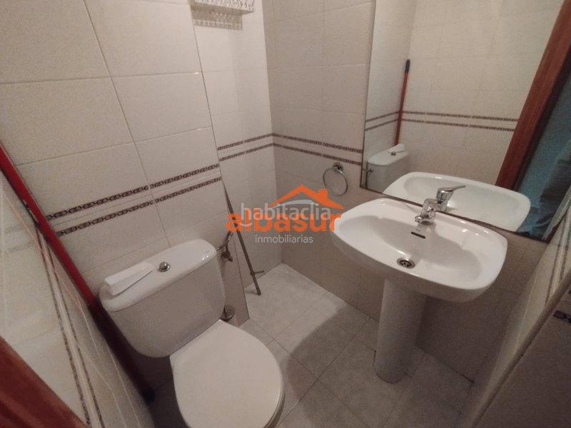 Foto 57a65cad-f92e-40e7-b571-665ddb01467e. Appartamento con riscaldamento in Ciudad Jardín - Zoco Córdoba