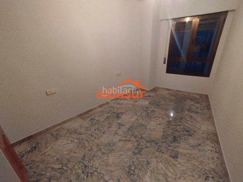 Foto 5fd7c41f-9b24-4b81-9936-7b5c79579a61. Appartamento con riscaldamento in Ciudad Jardín - Zoco Córdoba