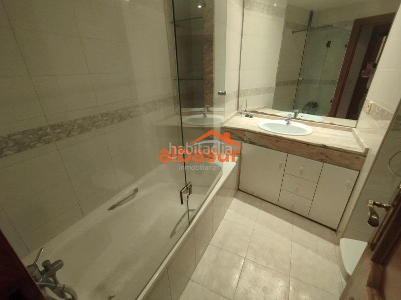 Foto fdcf4bed-7abc-40c3-a09d-7d3033fba071. Appartamento con riscaldamento in Ciudad Jardín - Zoco Córdoba