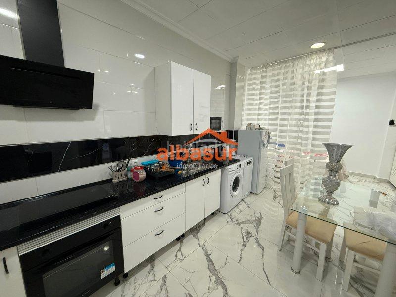 Foto 20b62d23-33c6-4071-a3df-18d2de3e605d. Casa amb calefacció a Campo de la Verdad - Miraflores Córdoba