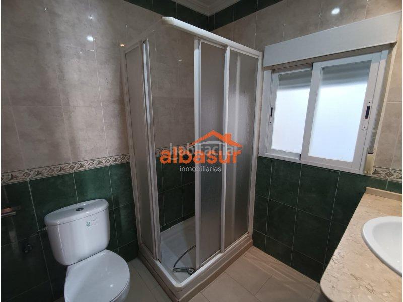 Foto 4a003f1c-e4e2-4538-af61-0efa9e9271bb. Casa amb calefacció a Campo de la Verdad - Miraflores Córdoba