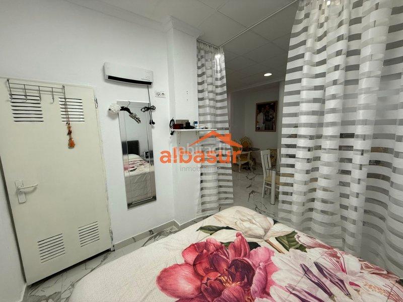 Foto c593a4ed-46be-4c64-8169-cb5325f70269. Casa amb calefacció a Campo de la Verdad - Miraflores Córdoba