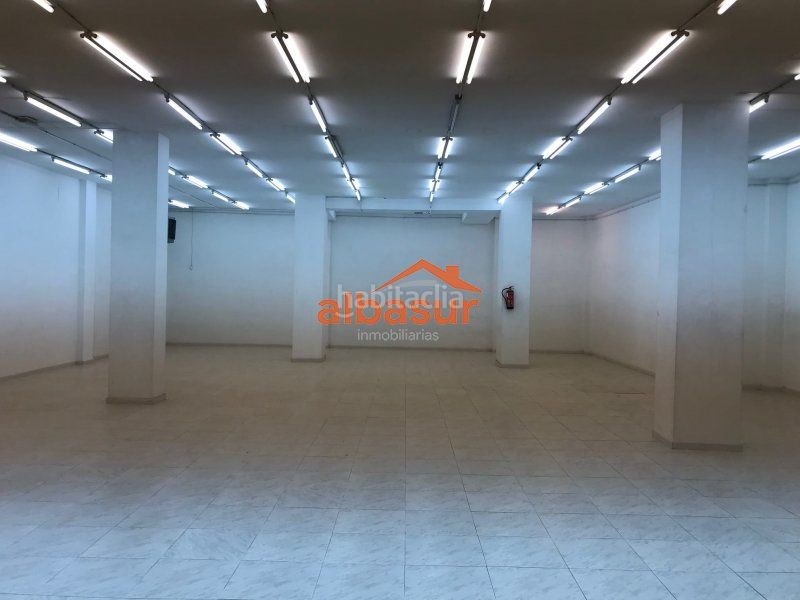 Foto 0a79384b-365d-446c-a58b-89c22ce81541. Local comercial a Centro Córdoba