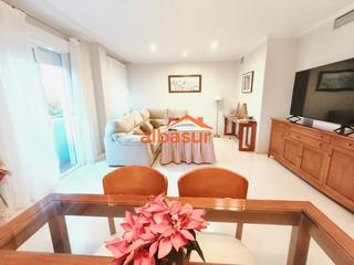 Pis  Plaza del escultor ruiz olmos. Excelente piso en urb. privada de fátima con 104m2 y garaje