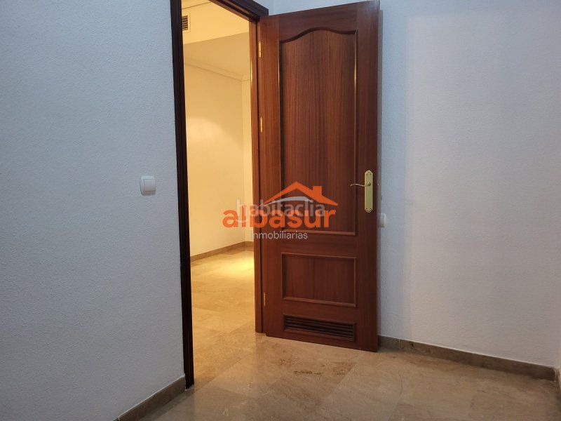 Foto c8a91138-c5e5-4c26-aea7-30580e6f38e2. Pis a Ciudad Jardín - Zoco Córdoba