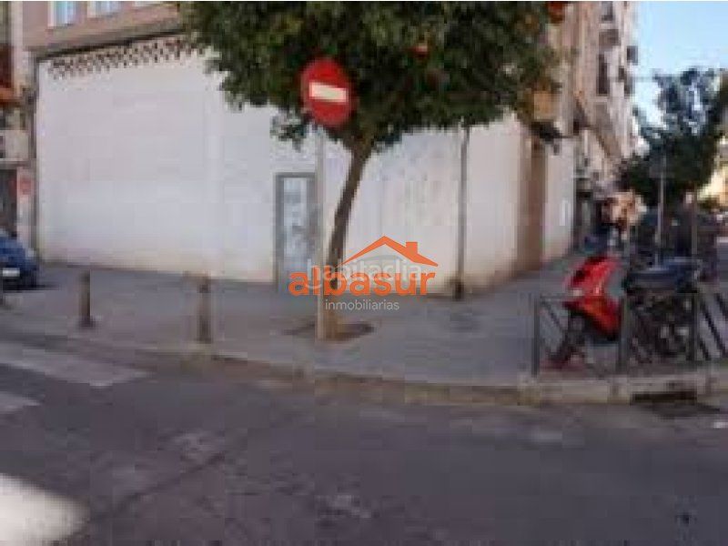 Foto 4723da34-e05e-4f80-b071-91057fe071ea. Business premise in calle antonio maura 12 in Ciudad Jardín - Zoco Córdoba