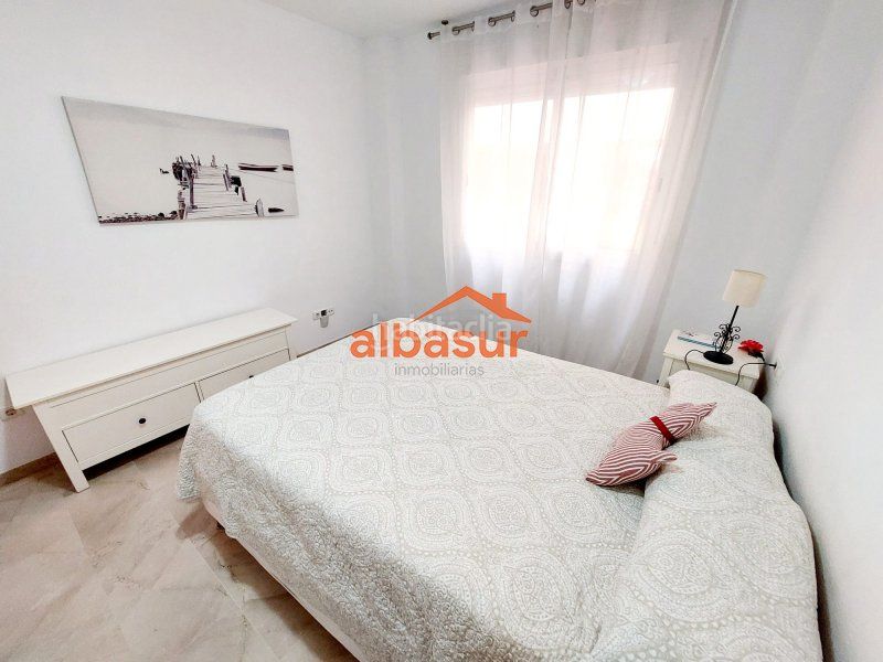 Foto 49a319da-afd7-40e7-ab86-9b6e05520c25. Pis amb calefacció aparcament piscina a Tablero Bajo - Arruzafilla Córdoba