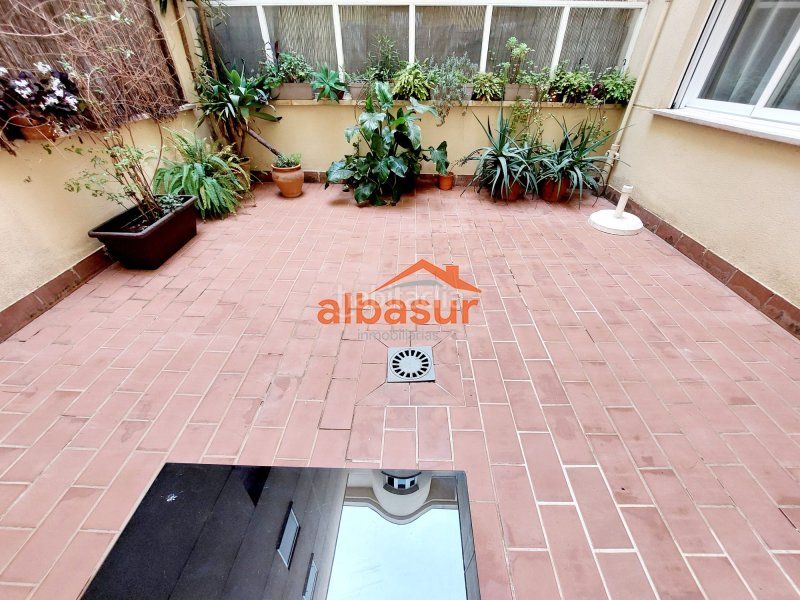 Foto 60c9c8b0-6706-45fd-a86d-7c41e5454e56. Pis amb calefacció aparcament piscina a Tablero Bajo - Arruzafilla Córdoba