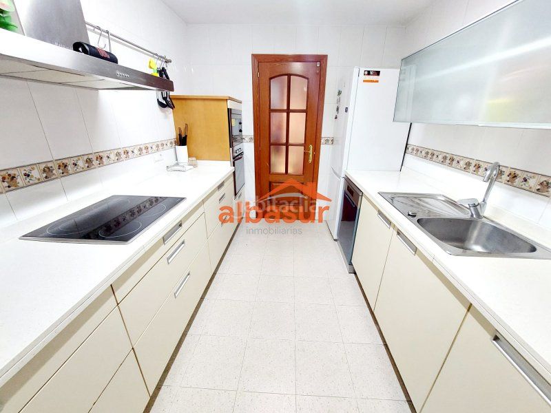 Foto 7ecf57f6-32c2-48f7-b7f0-3ec39e8e11c6. Pis amb calefacció aparcament piscina a Tablero Bajo - Arruzafilla Córdoba