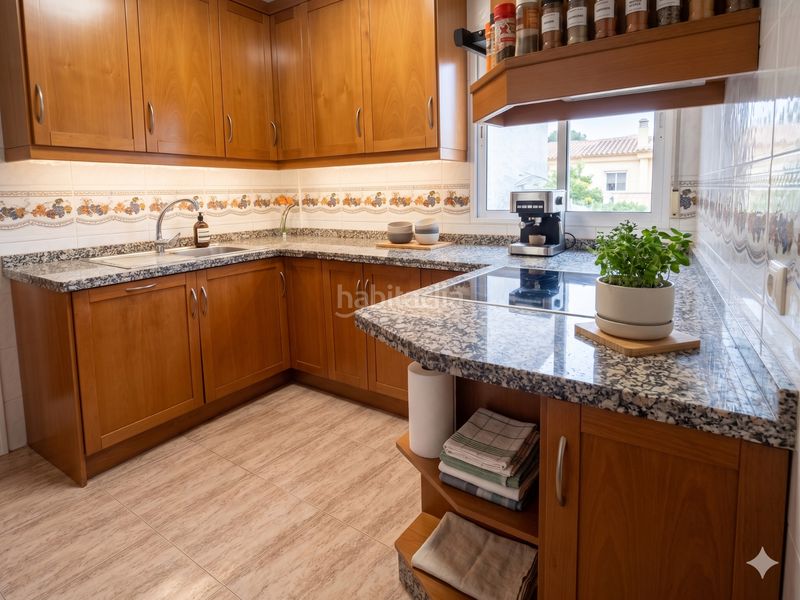 Foto b316eedf-3b61-4d30-a579-49618dc21a15. Àtic a Viñuela - Rescatado Córdoba