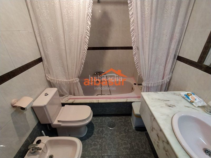 Foto 29fa56c3-6430-43b9-9711-c1bf3c60514e. Casa amb aparcament a Campo de la Verdad - Miraflores Córdoba