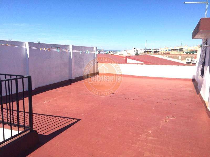 Foto b0741d66-59cd-405d-bca9-e5c5b9d9b764. Casa amb aparcament a Campo de la Verdad - Miraflores Córdoba