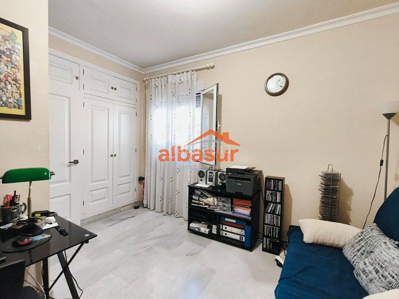 Foto 67b95f6b-13d3-4159-be76-bce2686ec864. Pis amb calefacció a casco histórico - ribera - san basilio Córdoba