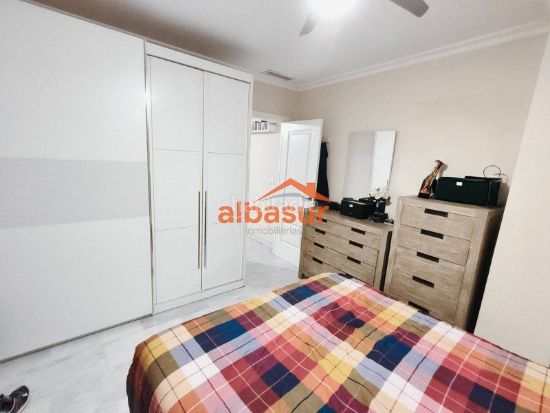 Foto d1686fbb-0b13-4300-b7cf-e41bca30952c. Pis amb calefacció a casco histórico - ribera - san basilio Córdoba