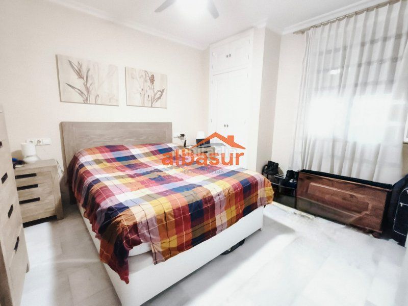 Foto d71ff756-791d-4520-af26-996ec01acc6e. Pis amb calefacció a casco histórico - ribera - san basilio Córdoba