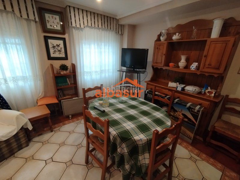 Foto 7acaeefb-64fc-46d3-b5c3-1e8b78b8e8db. Casa amb calefacció aparcament a Huerta de la Reina - Trassierra Córdoba