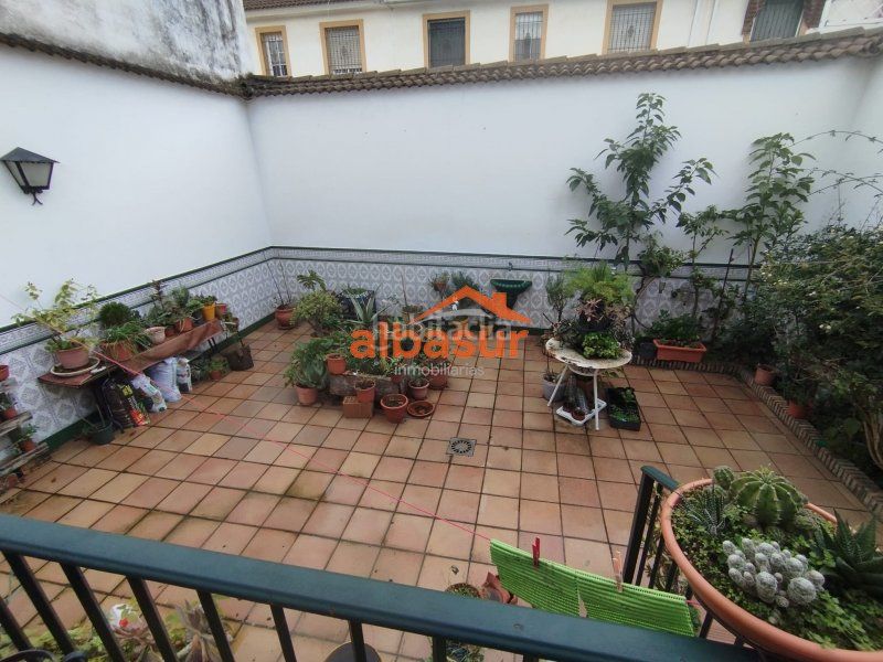 Foto ee971448-a7ee-47f6-98cd-429233e6fc11. Casa amb calefacció aparcament a Huerta de la Reina - Trassierra Córdoba
