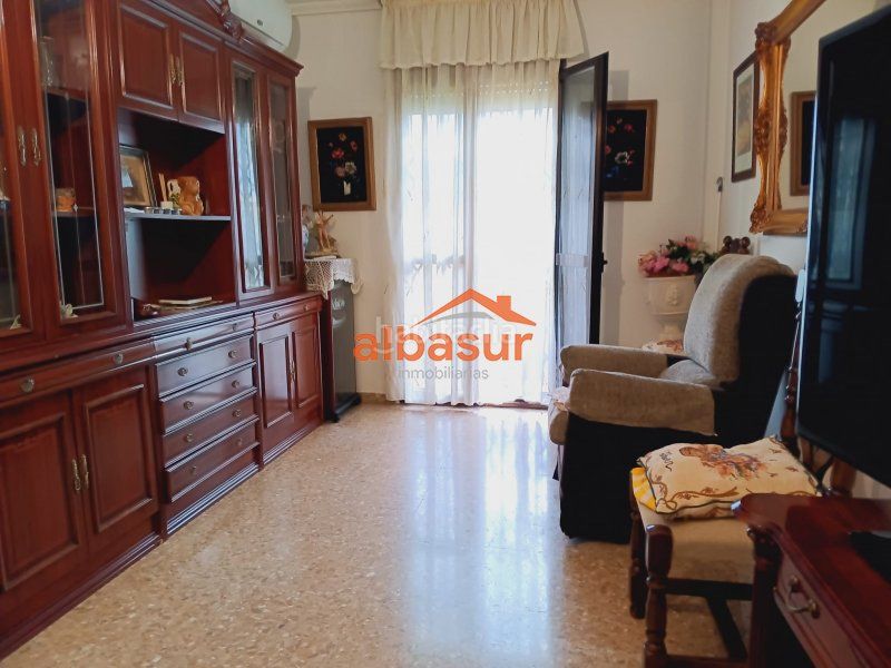 Foto 23f167be-7142-480c-9b6f-f492dd1cb0e9. Pis a Sta. Marina - San Andrés - San Pablo - San Lorenzo Córdoba