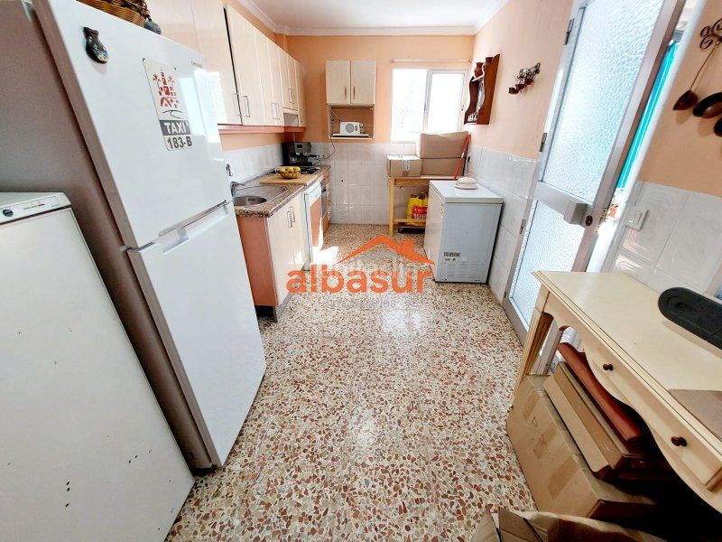 Foto 0bc2e89d-c145-496c-bbed-513763acc6c1. Chalet en calle la colina 134d excelente chalet hipotecable con piscina en la colina en Córdoba