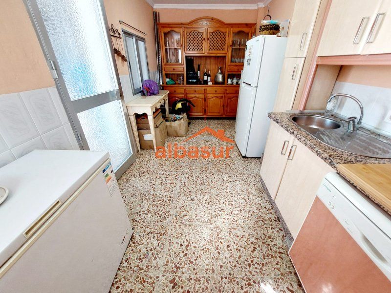Foto 81082c44-5390-4524-b9ac-4ee579893561. Chalet en calle la colina 134d excelente chalet hipotecable con piscina en la colina en Córdoba