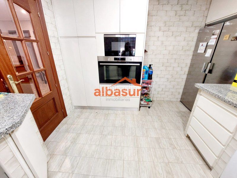 Foto be9fc940-e0d3-4a50-a855-09ccf7b73e39. Chalet en calle la colina 134d excelente chalet hipotecable con piscina en la colina en Córdoba
