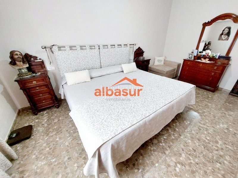 Foto d3daeda7-33a1-4f06-87eb-cc4047f47b10. Chalet en calle la colina 134d excelente chalet hipotecable con piscina en la colina en Córdoba