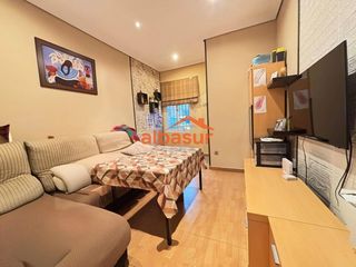 Casa  Calle los hoces. Oportunidad única en la zona baja del campo de la verdad.