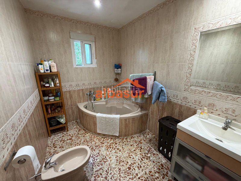 Foto 108f5e56-dab8-4ee5-be5f-7fd14ca7da94. Xalet amb xemeneia aparcament piscina a Alcolea Córdoba