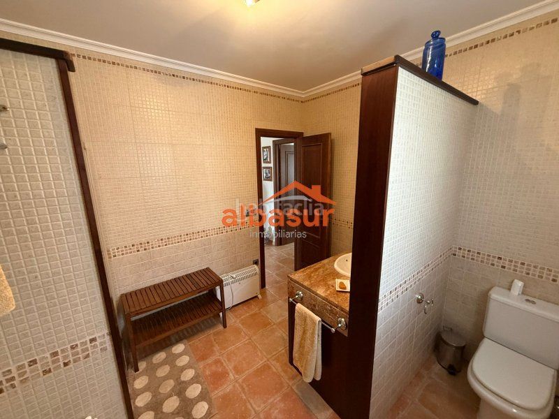 Foto 5a00785f-0eee-4c7c-b716-3a29068ea68c. Xalet amb calefacció aparcament piscina a Alcolea Córdoba